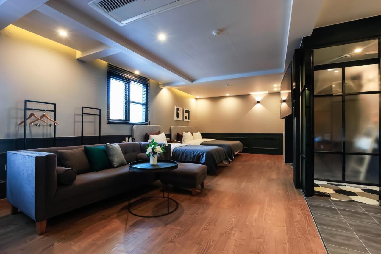 Brown-Dot Hotel Yangjeong Пусан Екстер'єр фото