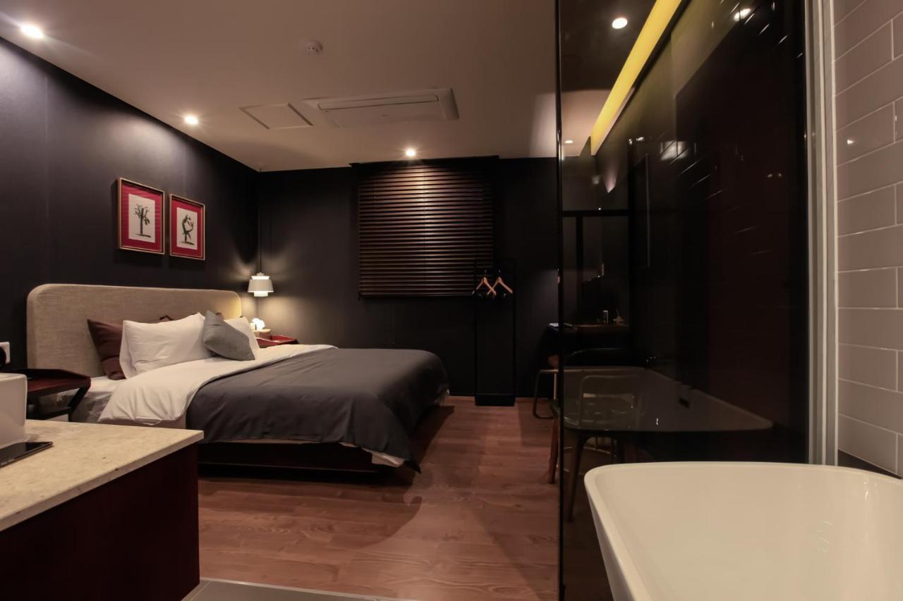 Brown-Dot Hotel Yangjeong Пусан Екстер'єр фото